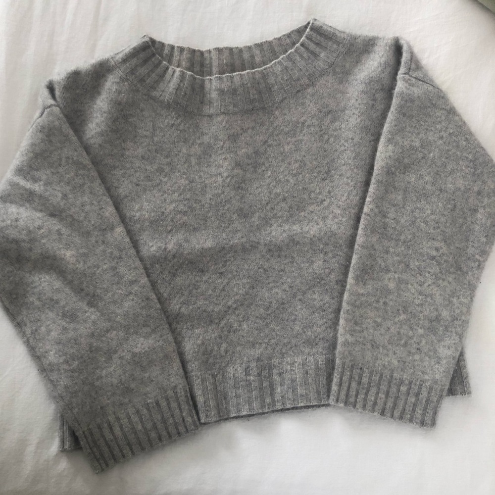 Vince Cashmere Sweater - Gray - Size M